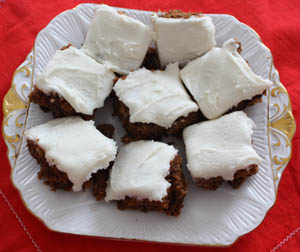 Raisin Cake squares on plate