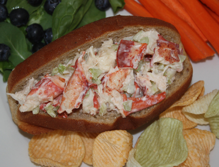 lobster roll plate